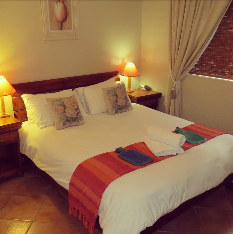 Smithland Guest Apartments Cape Town Bellville Exterior foto